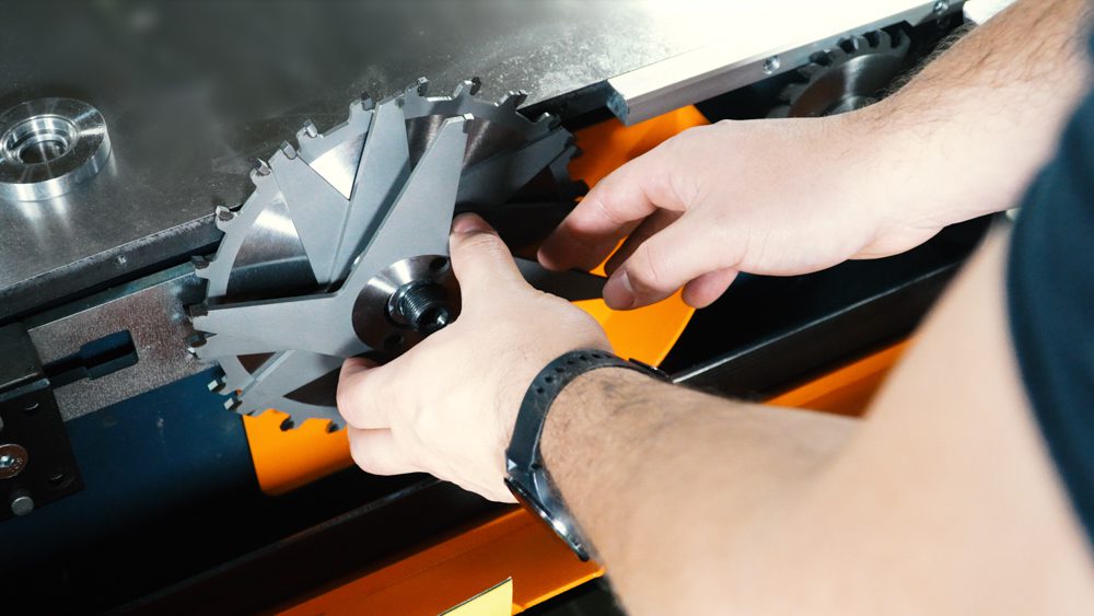 BMT.3200.IR - 10' Sliding Panel Saw - Dado Edition 5HP