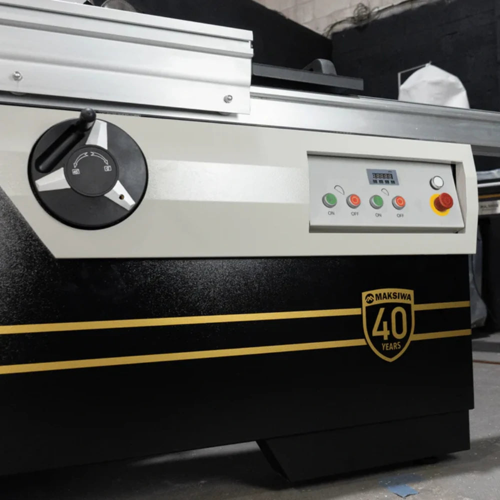 Maksiwa BMS.3200.IR Dado Edition sliding panel saw with sliding table and extended crosscut fence