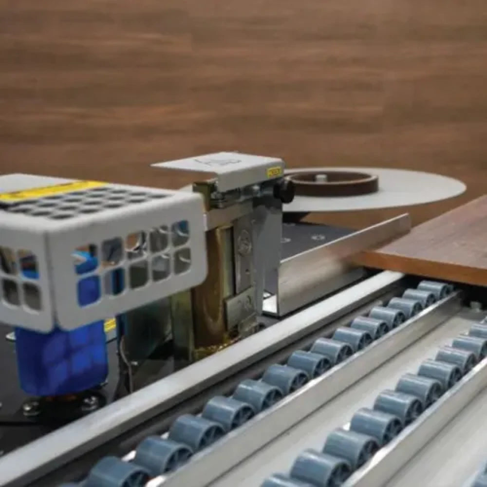 Maksiwa CBC/2.MR dual glue pot cabinet edgebander with long roller infeed/outfeed table