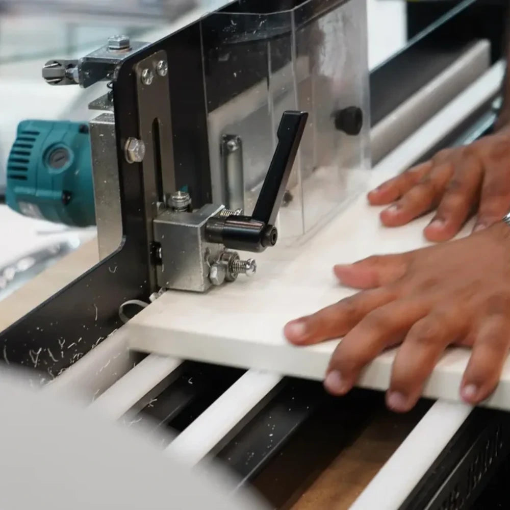 Maksiwa RBB.1000 edge trimmer jig with adjustable guide rails and trimming carriage
