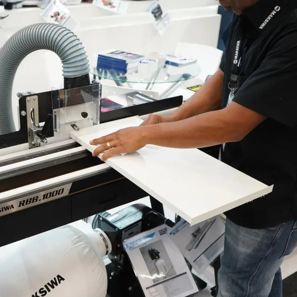 Maksiwa RBB.1000 edge trimmer jig with adjustable guide rails and trimming carriage