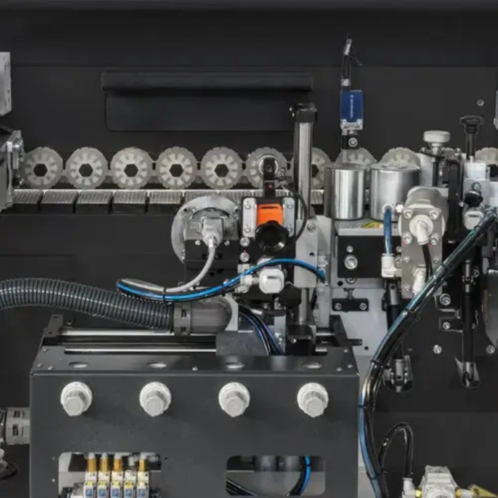 Maksiwa CBC.TPM edgebander with pre-milling unit and top pressure beam