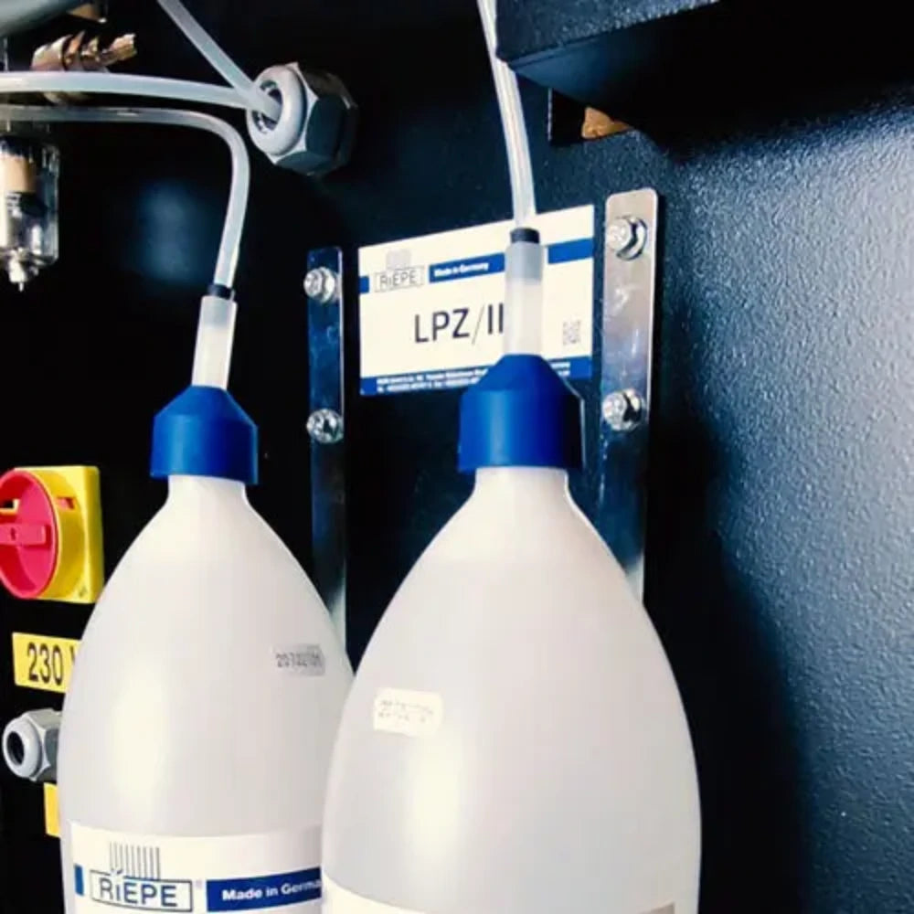 Maksiwa CBC.PCR Platinum edgebander with touchscreen control and corner rounding