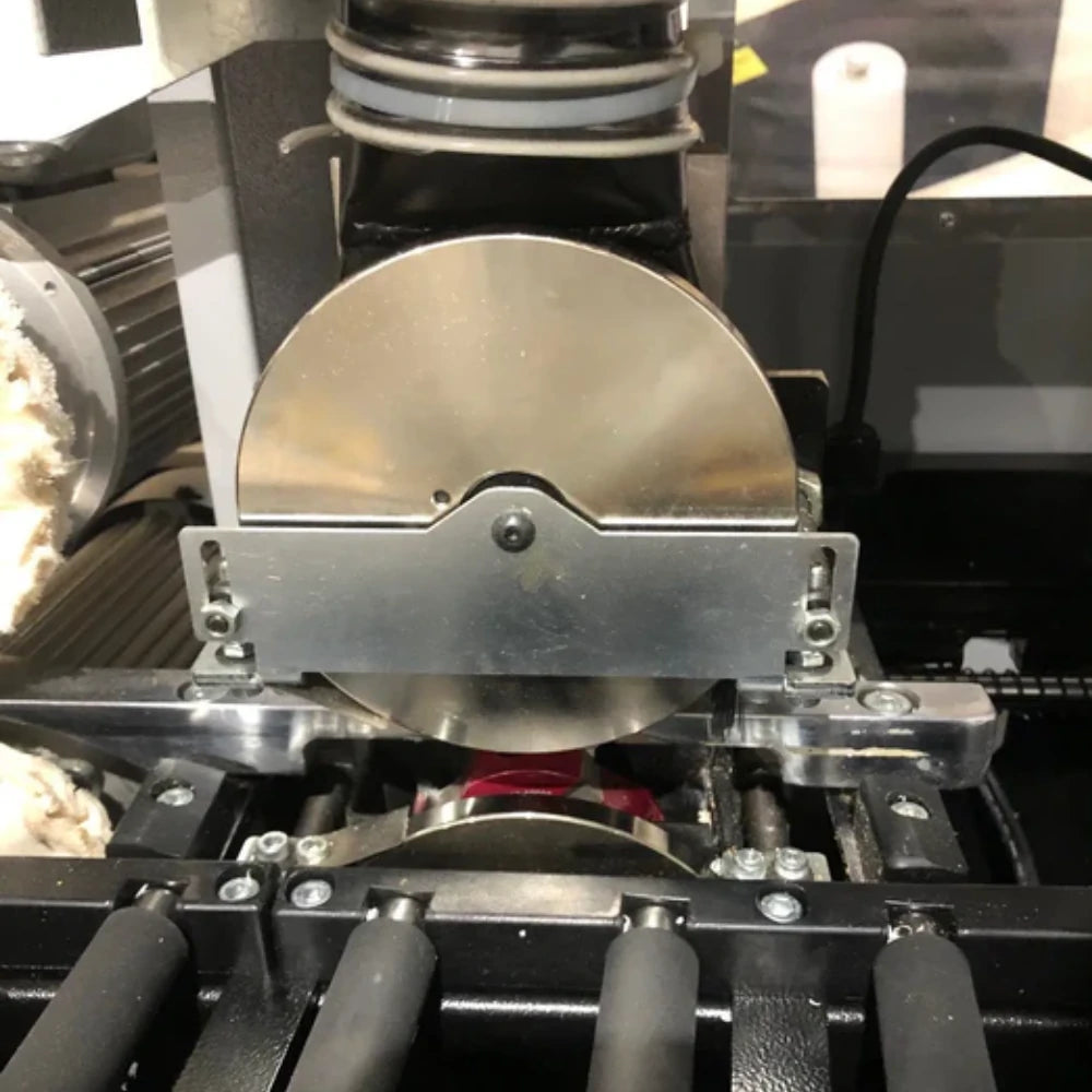 Maksiwa Titanium edge bander CBC.T with enclosed processing hood and operator control panel